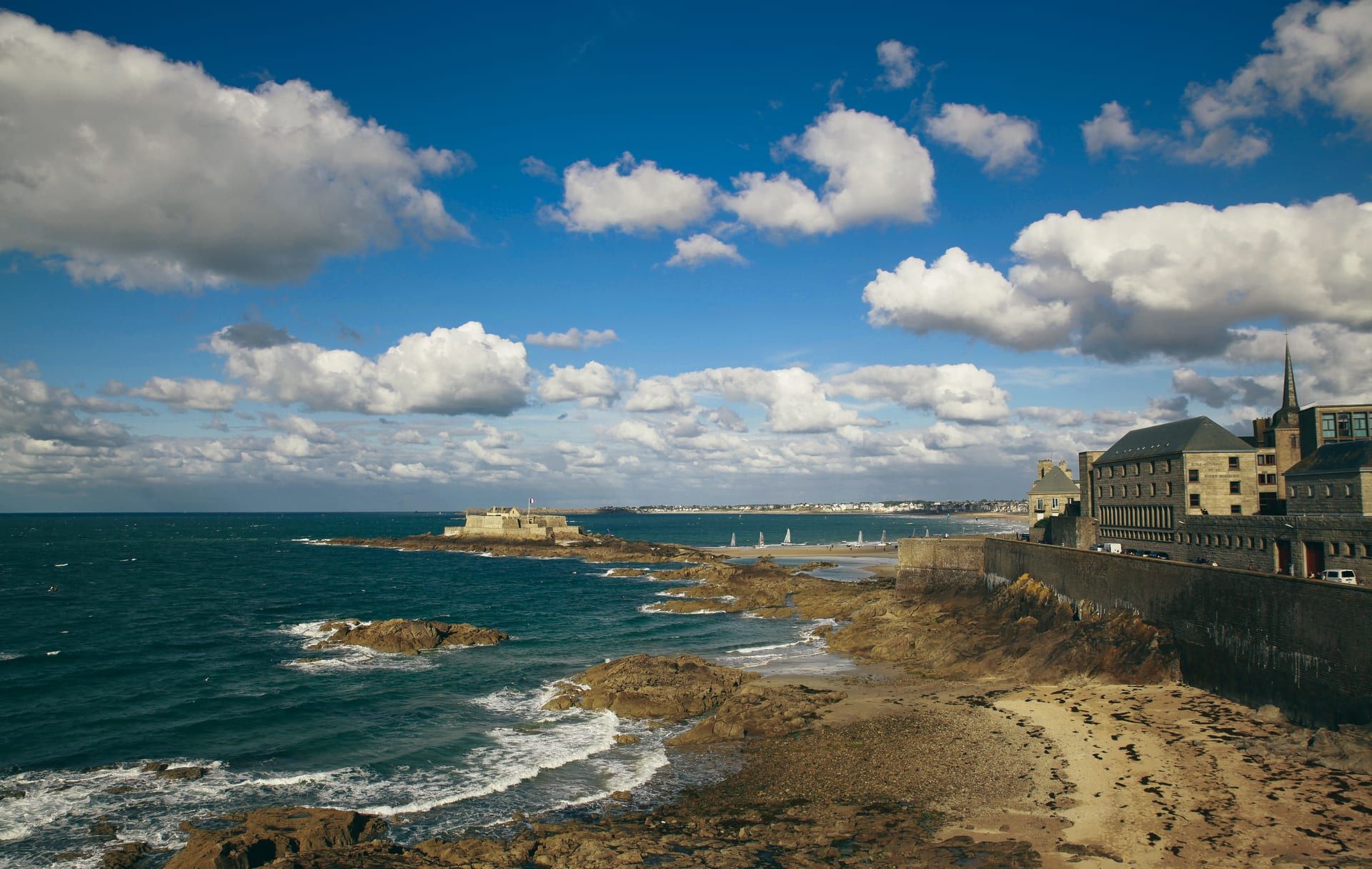 Saint-Malo — les remparts